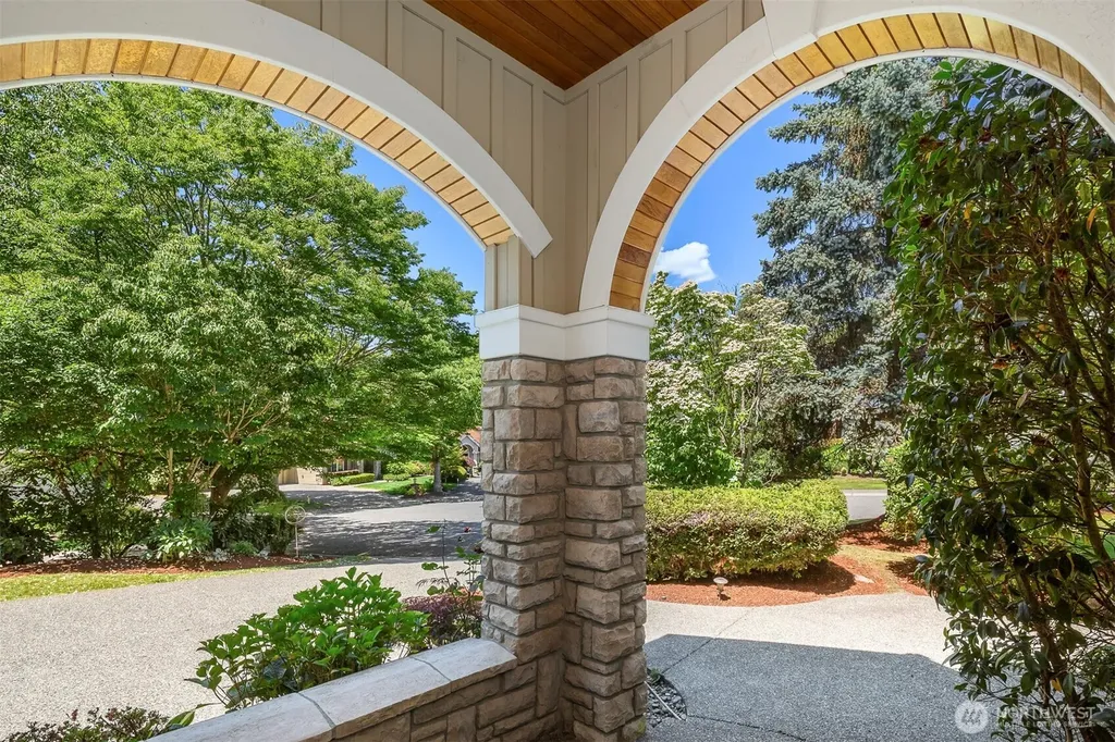 26817 SE 22nd Court Sammamish WA 98075
