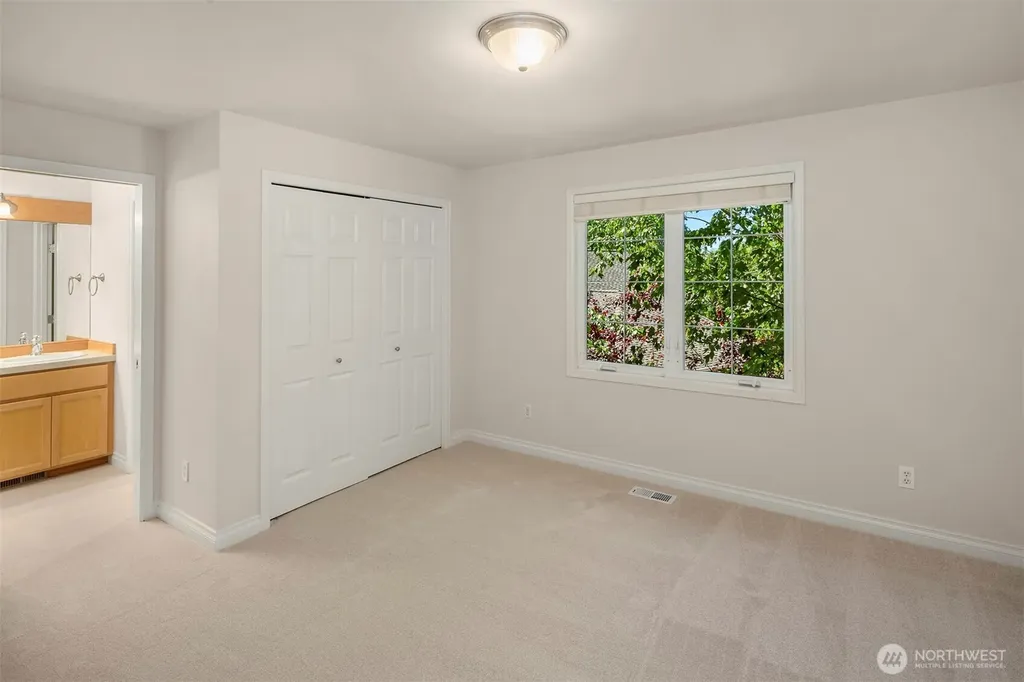 26817 SE 22nd Court Sammamish WA 98075