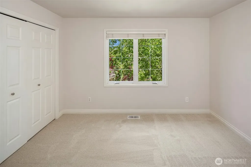 26817 SE 22nd Court Sammamish WA 98075