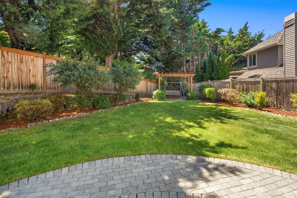 26817 SE 22nd Court Sammamish WA 98075