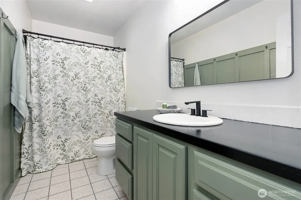 1308 Birchwood Drive Everson WA 98247