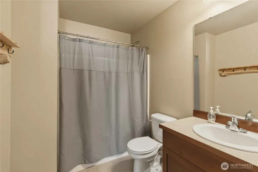6338 Victoria Avenue SE Auburn WA 98092