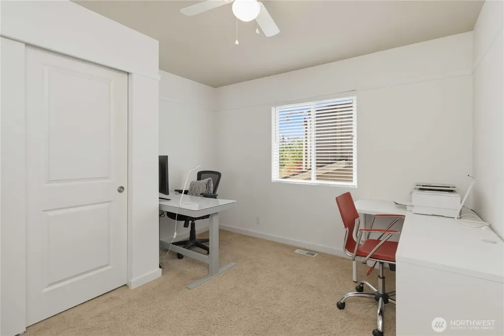 6338 Victoria Avenue SE Auburn WA 98092