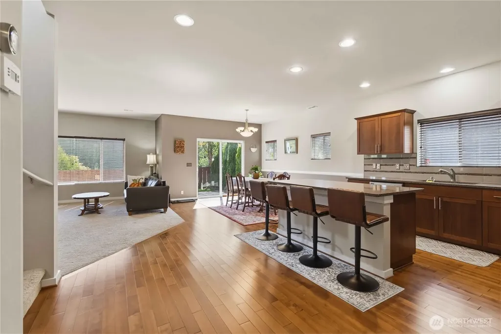6338 Victoria Avenue SE Auburn WA 98092