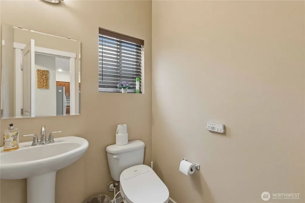 6338 Victoria Avenue SE Auburn WA 98092