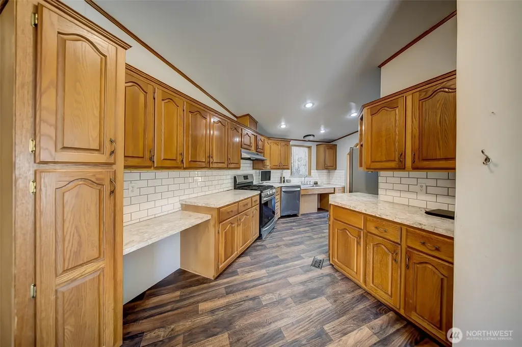 1840 SE Crescent Drive Shelton WA 98584