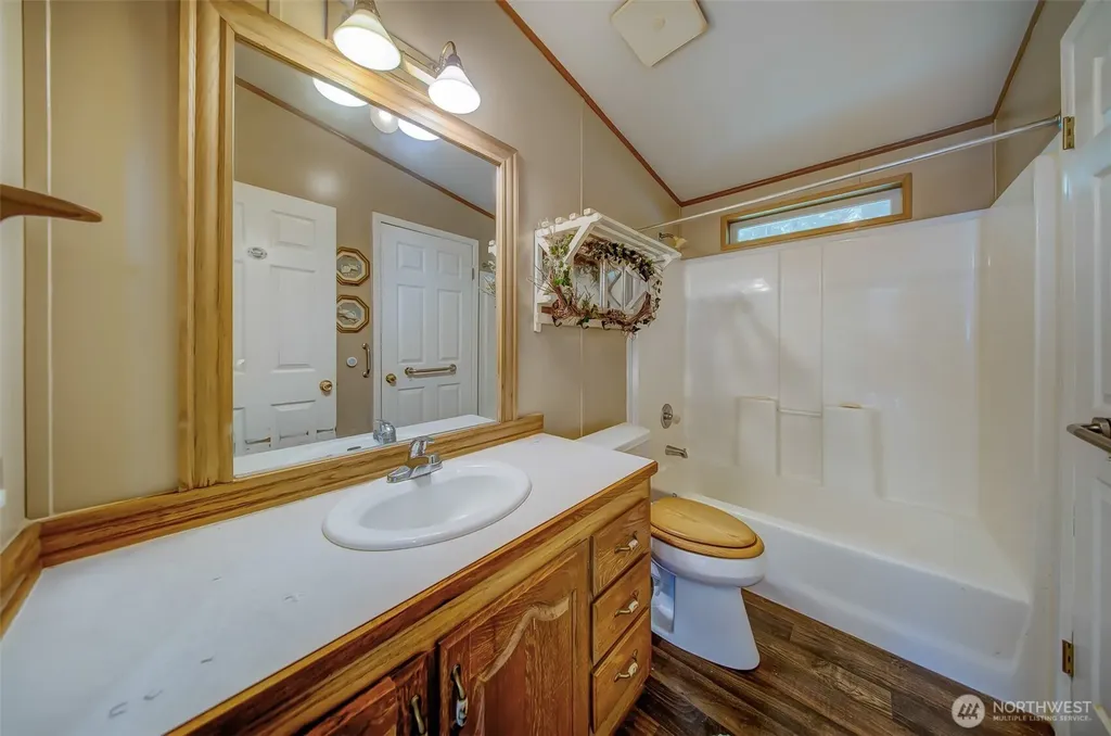 1840 SE Crescent Drive Shelton WA 98584