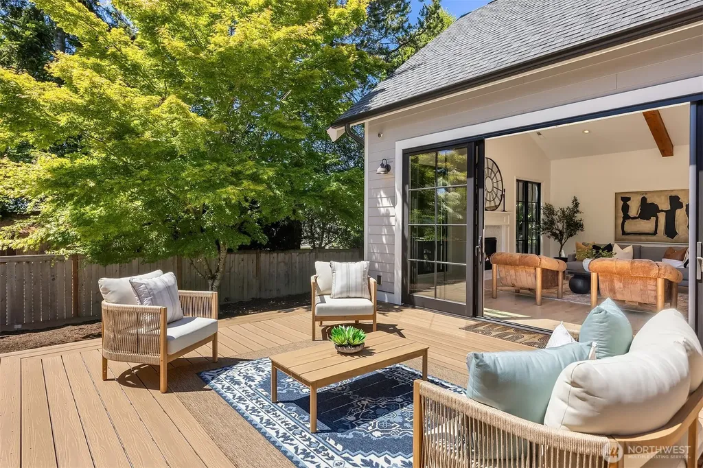 7309 48th Avenue NE Seattle WA 98115