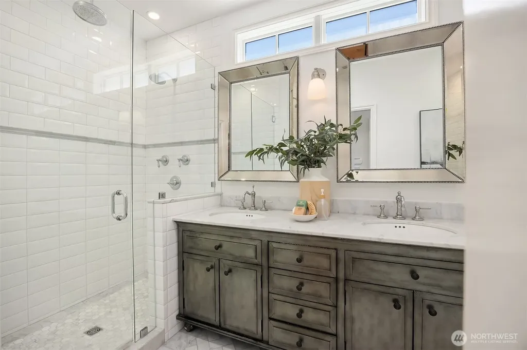 7309 48th Avenue NE Seattle WA 98115
