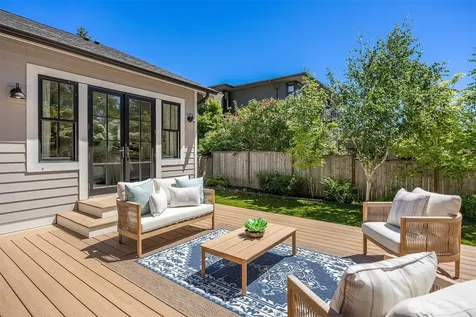 7309 48th Avenue NE Seattle WA 98115