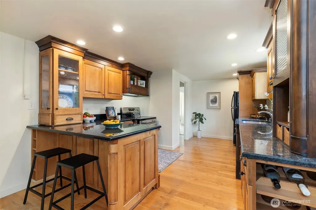 3542 NW Lowell Street Silverdale WA 98383