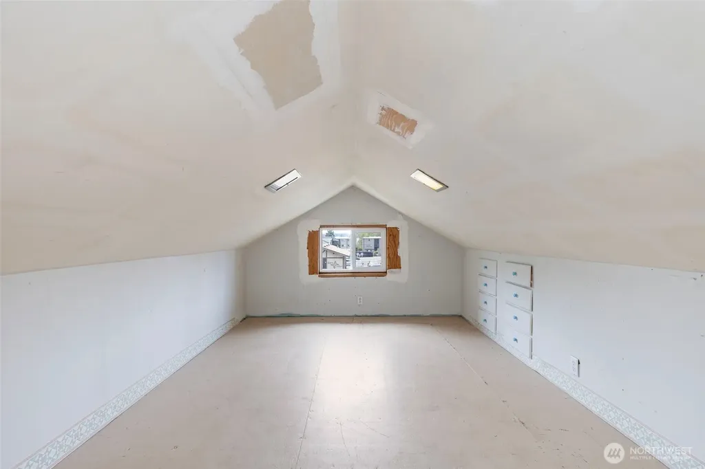 3542 NW Lowell Street Silverdale WA 98383