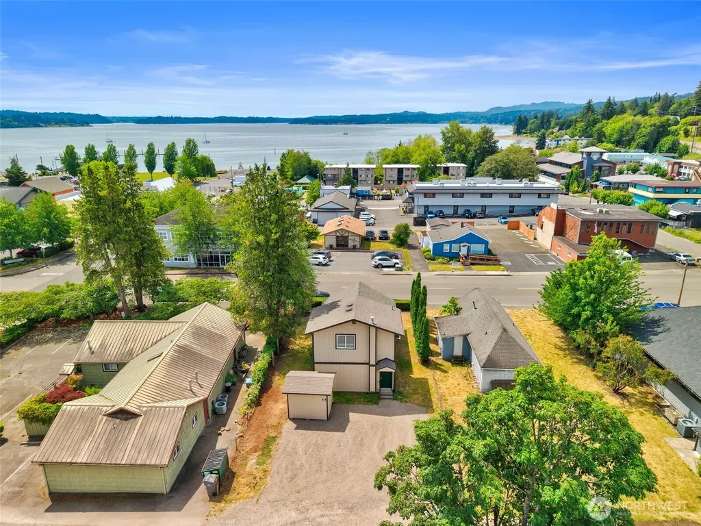 3542 NW Lowell Street Silverdale WA 98383