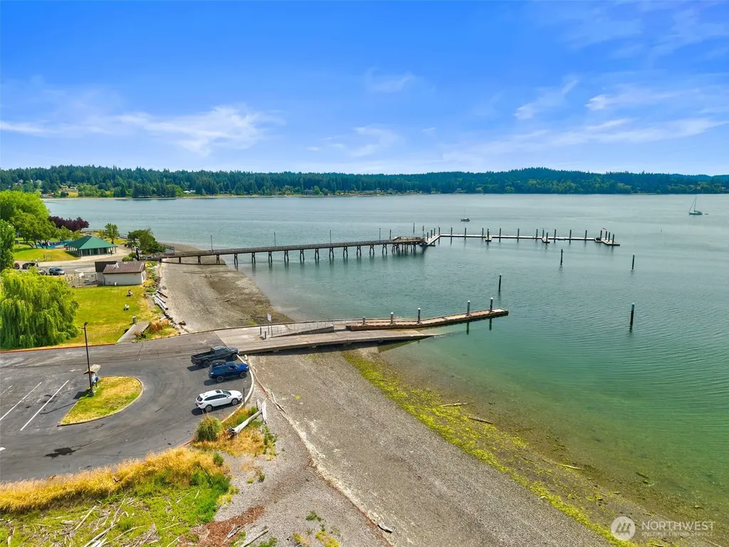 3542 NW Lowell Street Silverdale WA 98383