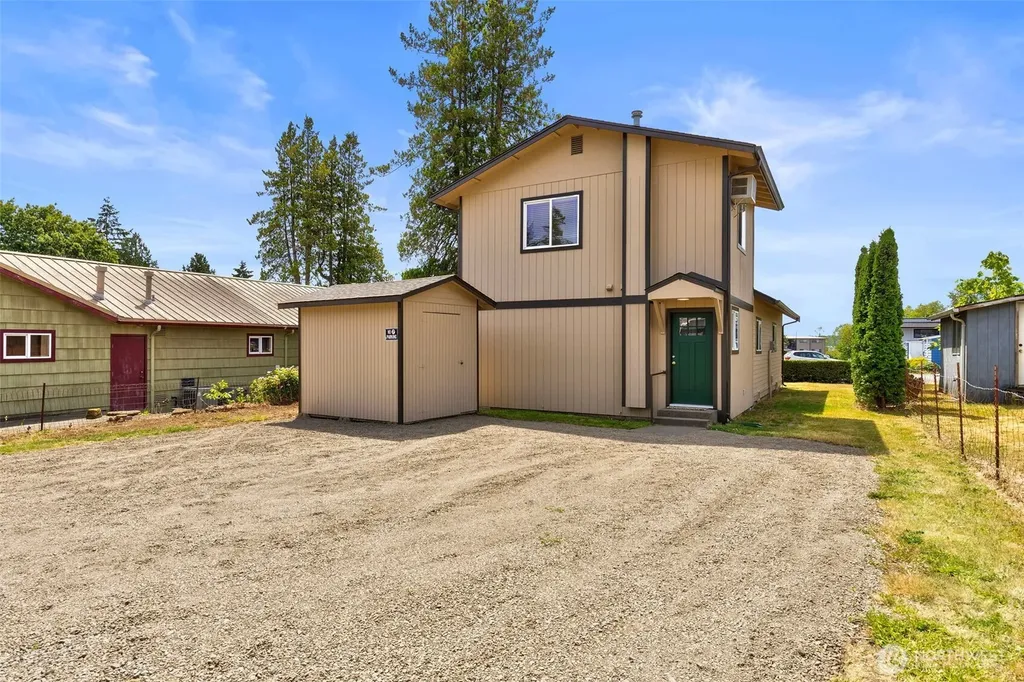 3542 NW Lowell Street Silverdale WA 98383