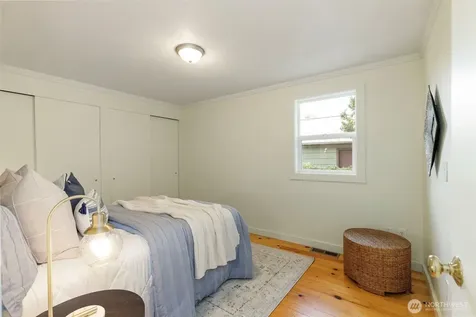 3542 NW Lowell Street Silverdale WA 98383