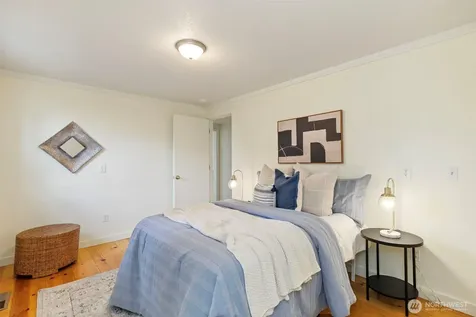 3542 NW Lowell Street Silverdale WA 98383