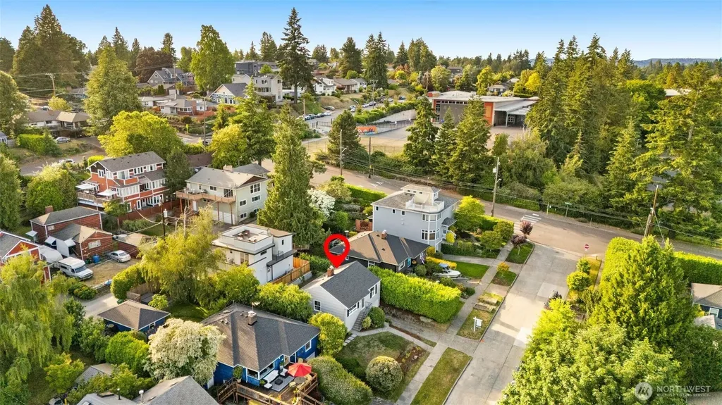 4411 50th Avenue SW Seattle WA 98116