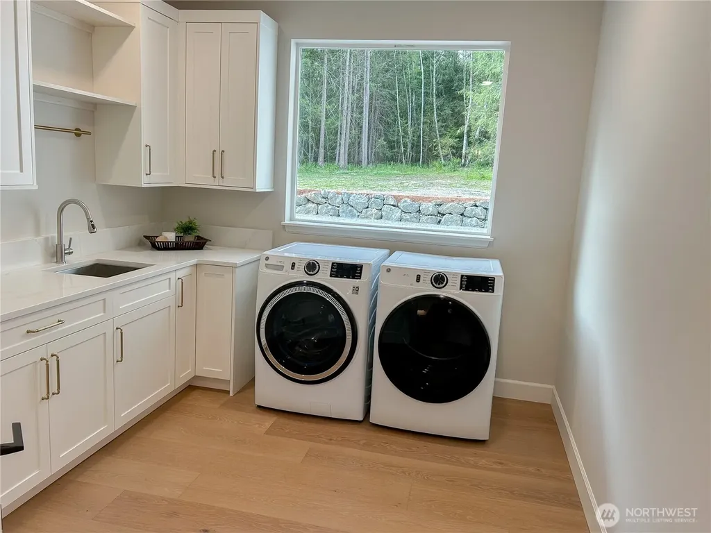 138 Lostwood Lane Sequim WA 98382