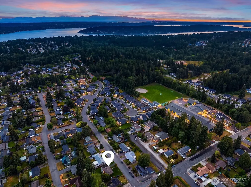 4009 NE 23rd Place Renton WA 98056
