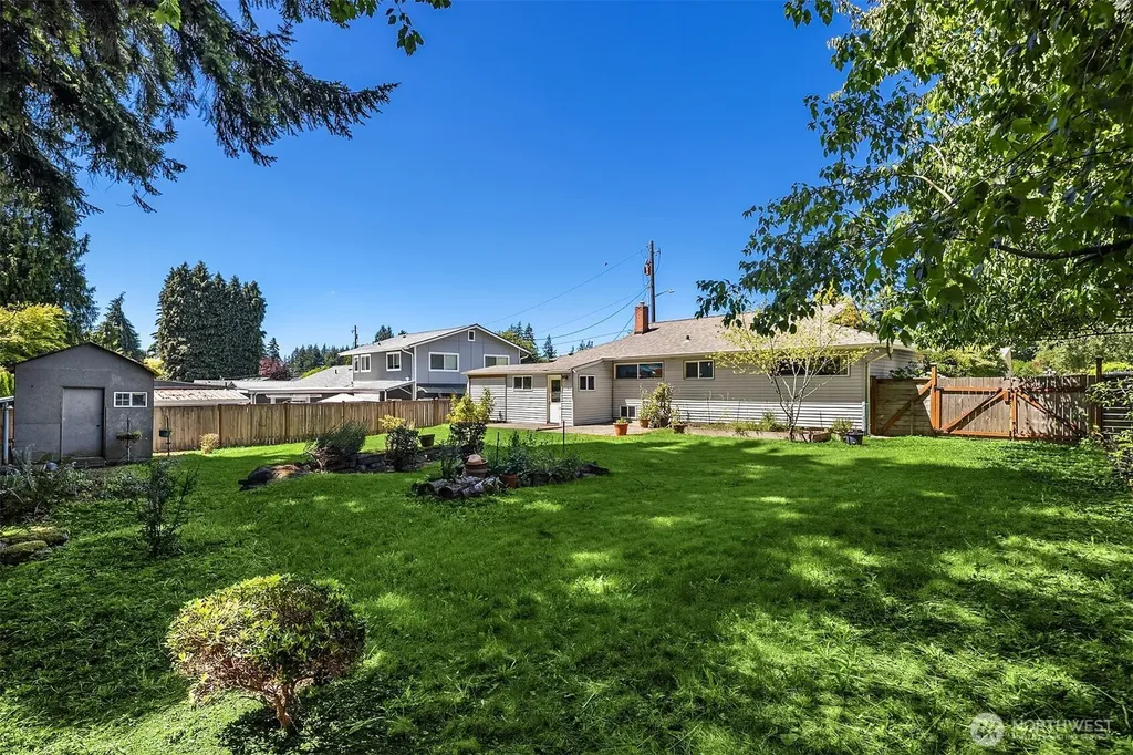 4009 NE 23rd Place Renton WA 98056