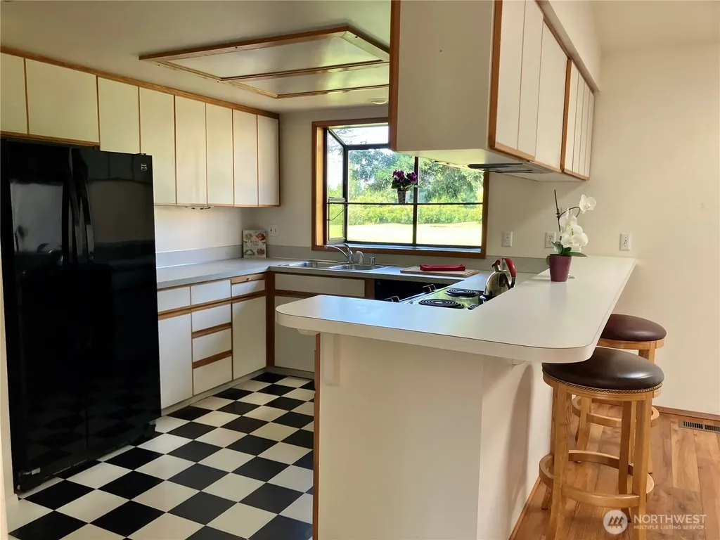 192 Hurricane Ridge Road Sequim WA 98382