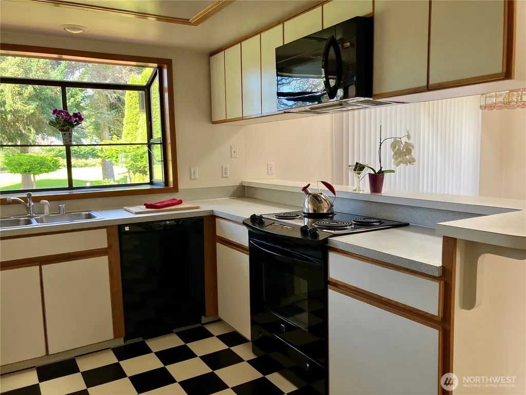 192 Hurricane Ridge Road Sequim WA 98382