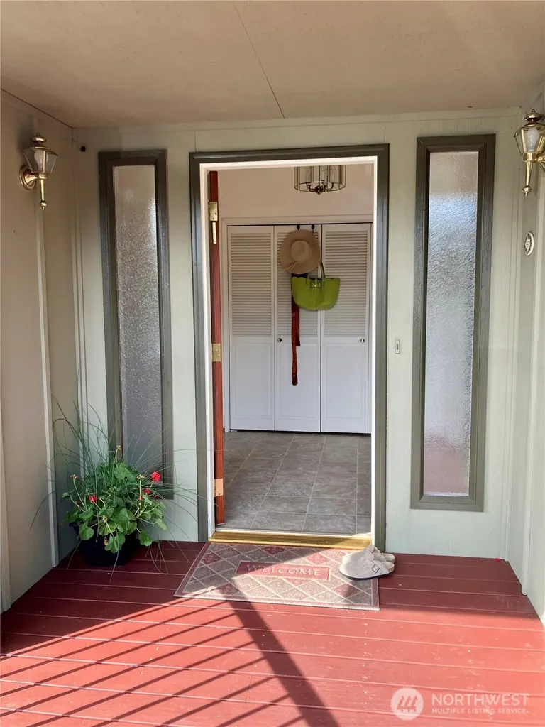 192 Hurricane Ridge Road Sequim WA 98382
