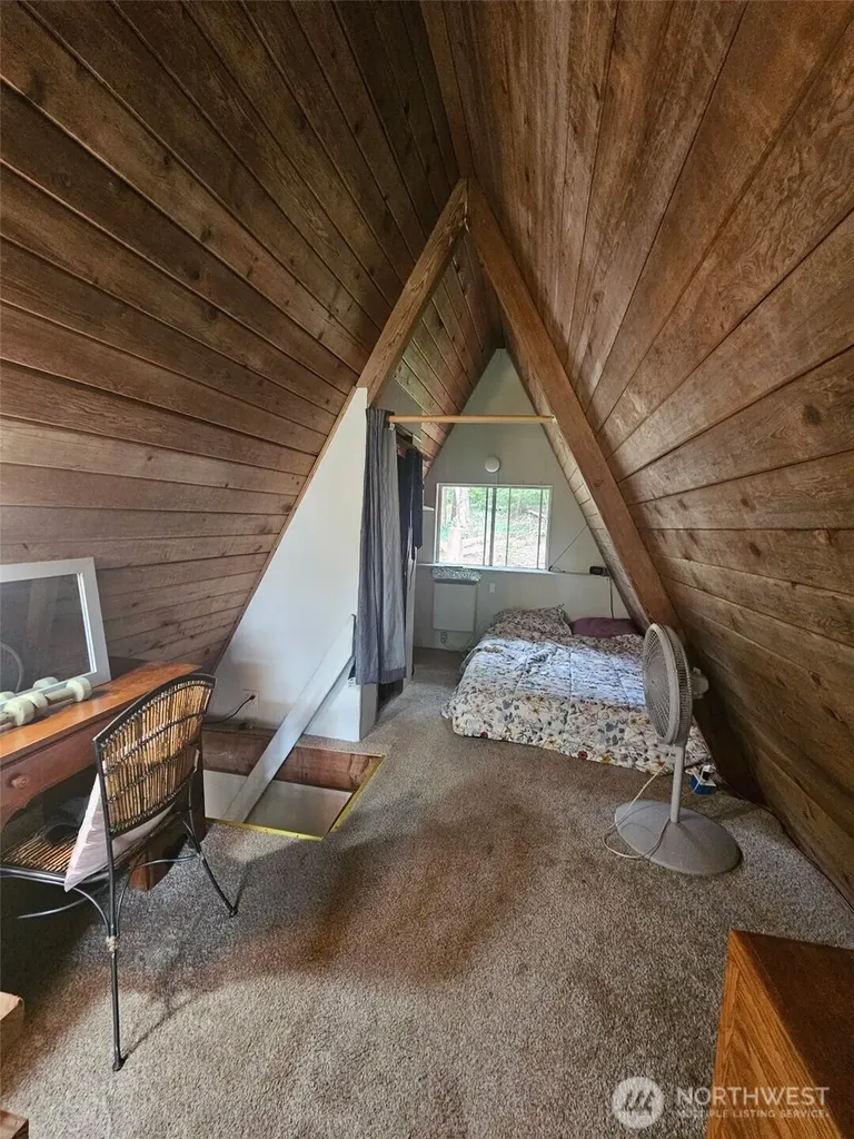 90 E Falls Place E Belfair WA 98528