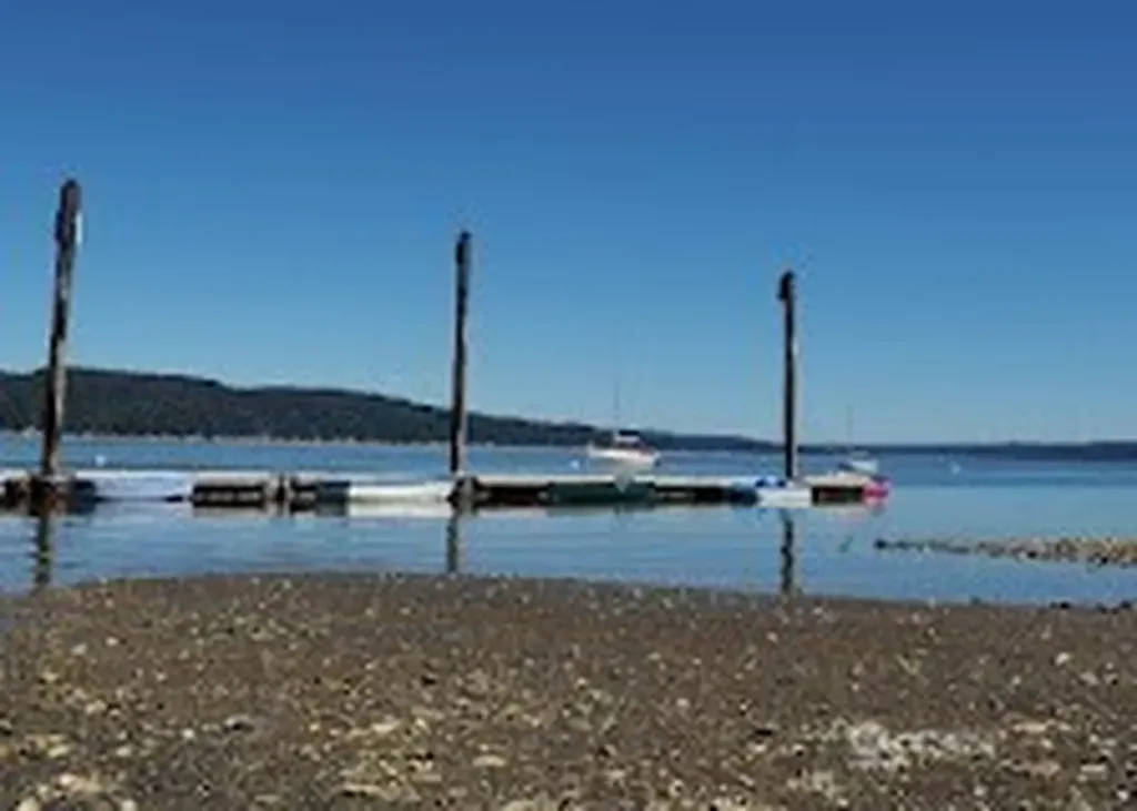 90 E Falls Place E Belfair WA 98528