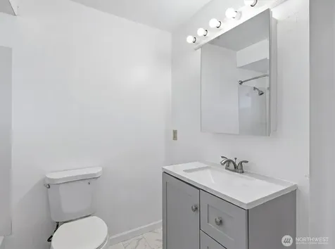 4627 192nd St SW Lynnwood WA 98036