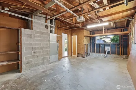 4627 192nd St SW Lynnwood WA 98036