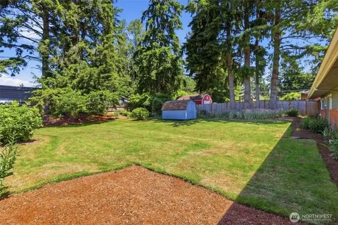 4627 192nd St SW Lynnwood WA 98036