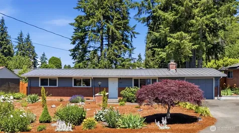 4627 192nd St SW Lynnwood WA 98036