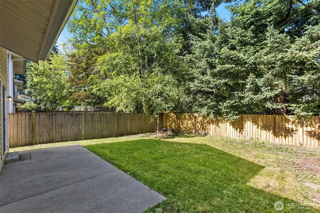 4 107th Street SE Everett WA 98204