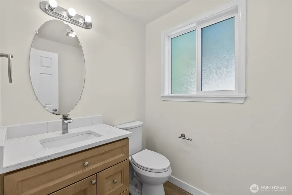 4 107th Street SE Everett WA 98204