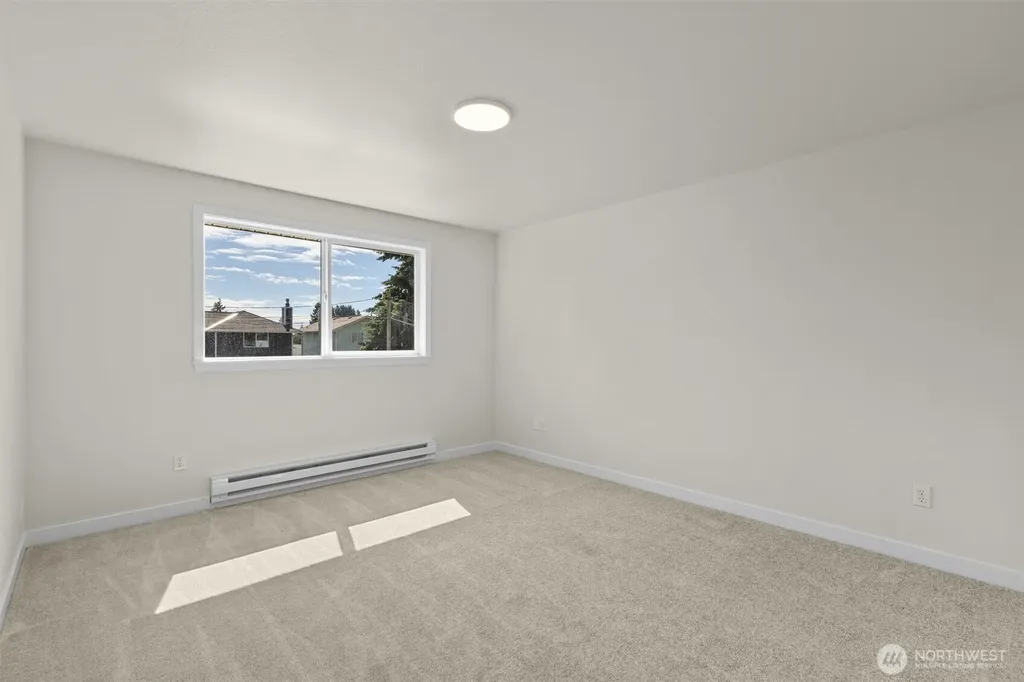 4 107th Street SE Everett WA 98204