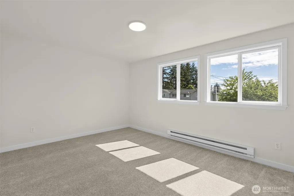 4 107th Street SE Everett WA 98204