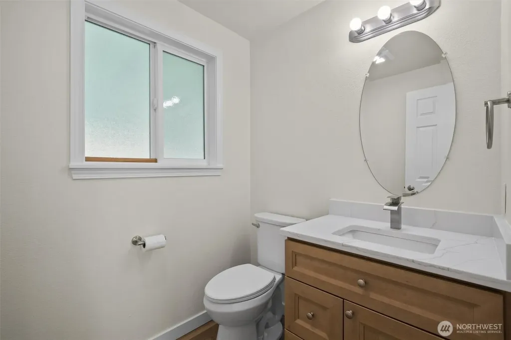 4 107th Street SE Everett WA 98204