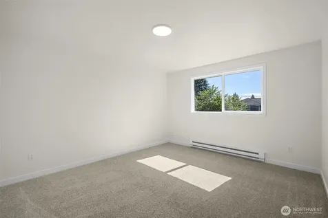 4 107th Street SE Everett WA 98204