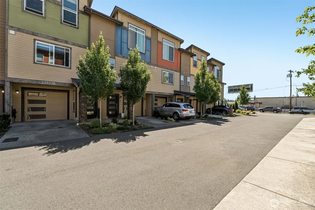 22923 79th Lane W Edmonds WA 98026