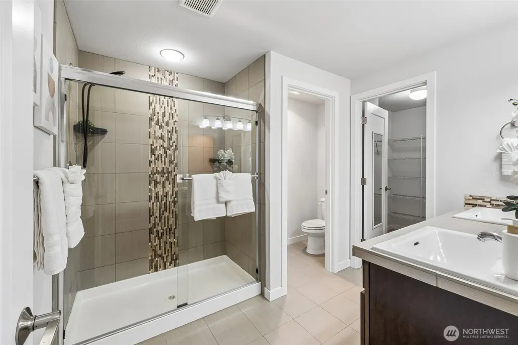 22923 79th Lane W Edmonds WA 98026