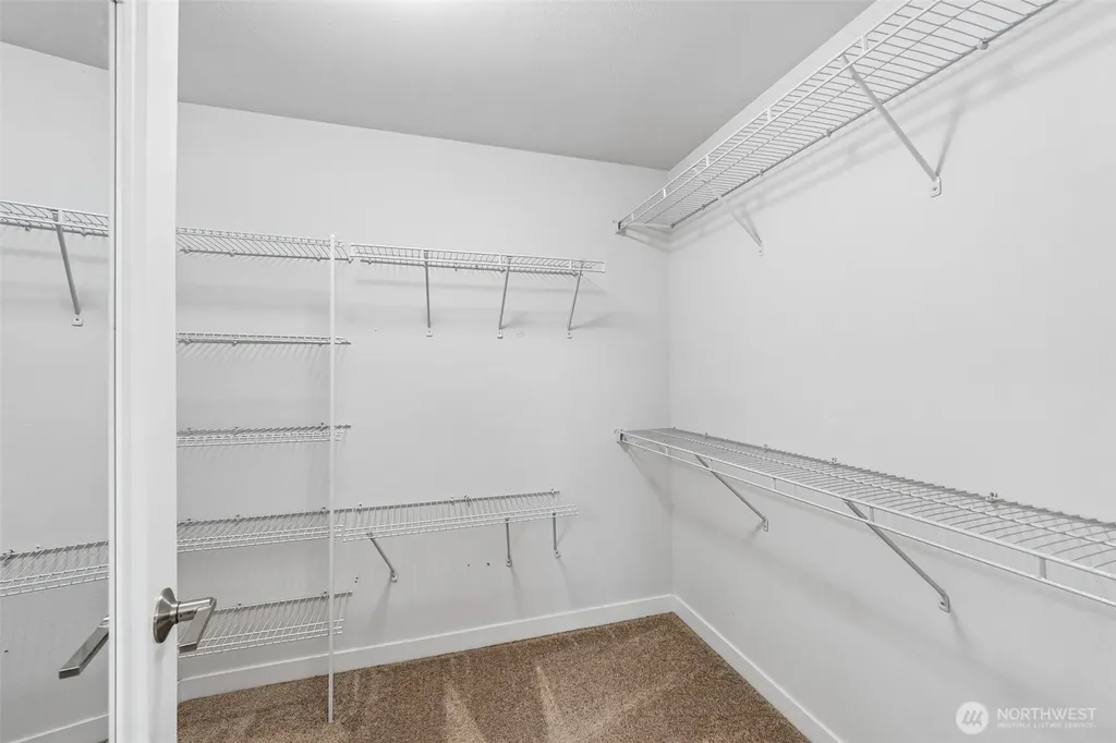 22923 79th Lane W Edmonds WA 98026