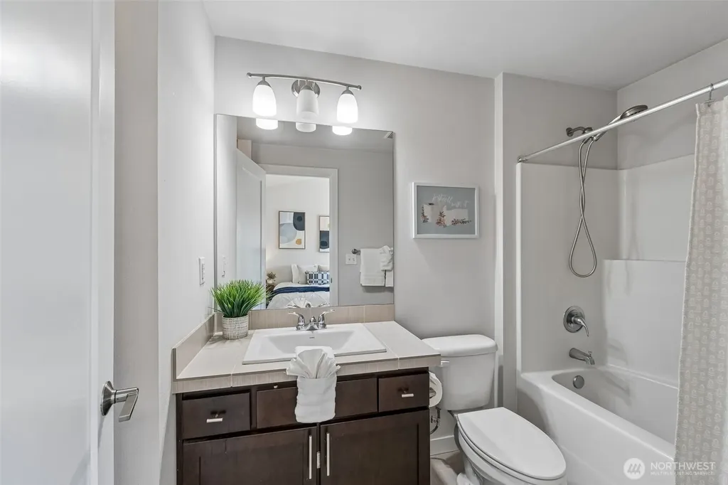 22923 79th Lane W Edmonds WA 98026