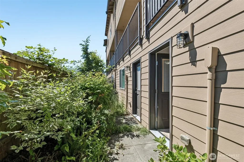 22923 79th Lane W Edmonds WA 98026