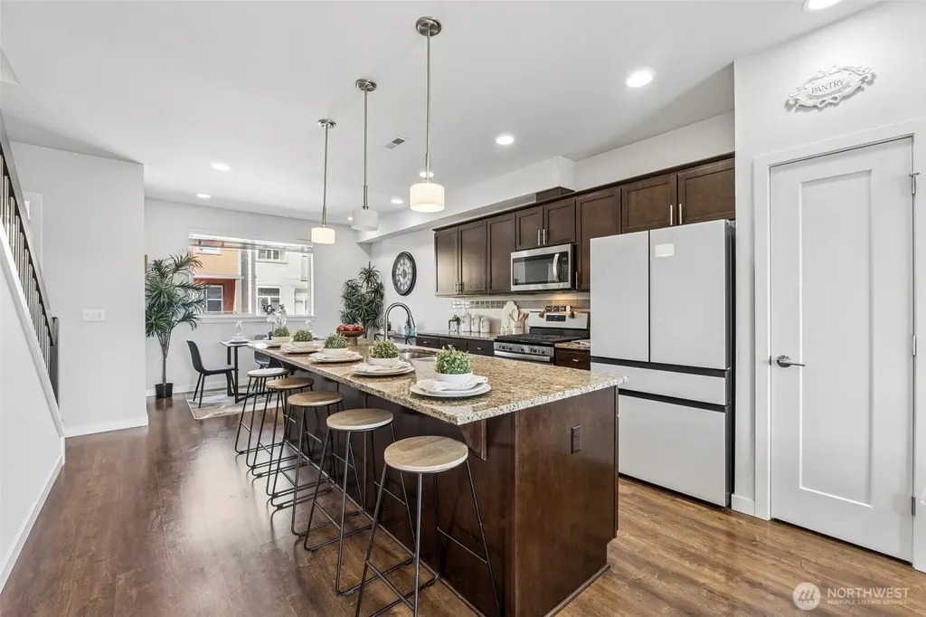22923 79th Lane W Edmonds WA 98026