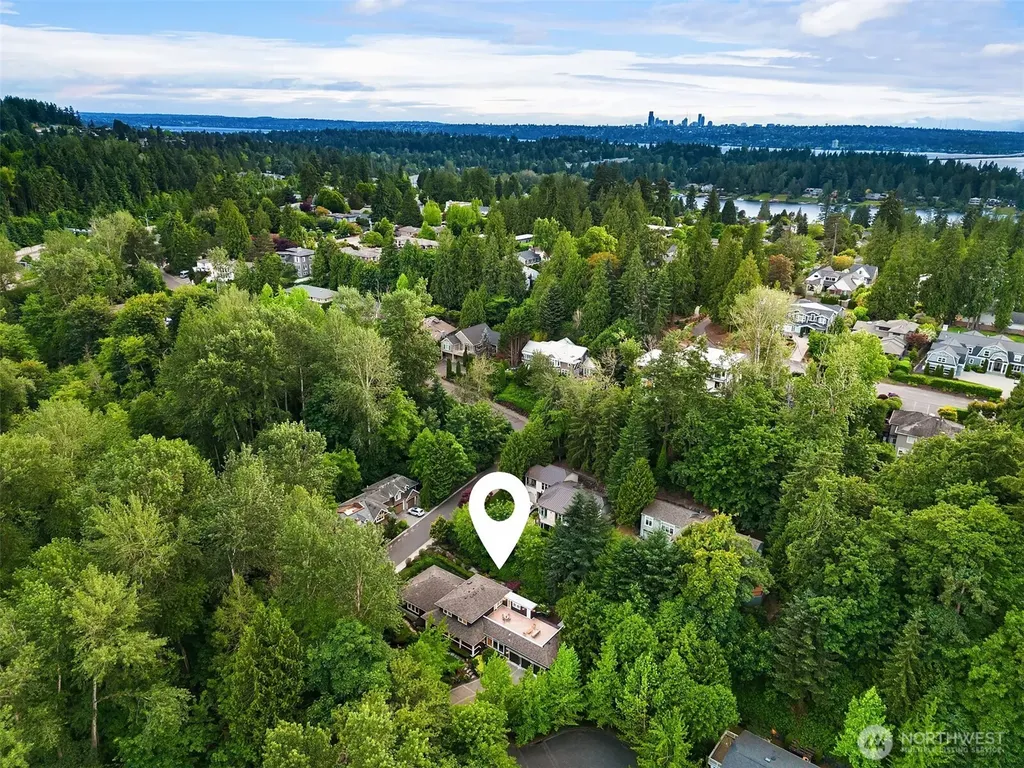 3811 97th Avenue NE Kirkland WA 98033