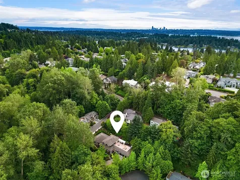 3811 97th Avenue NE Kirkland WA 98033
