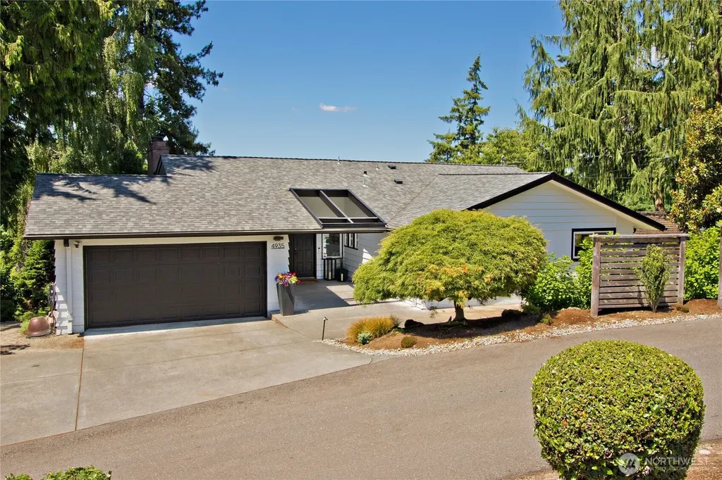 4935 116th Place SE Bellevue WA 98006