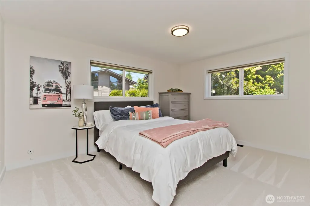 4935 116th Place SE Bellevue WA 98006